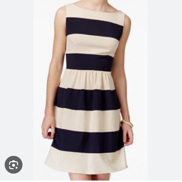 NWT Macys Scoop back sleeveless dress nude & navy size 9-10 - Picture 1 of 9